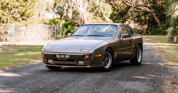 8 Reasons Why We Love The Porsche 944 (2 Reasons Why We’d Never Buy One)