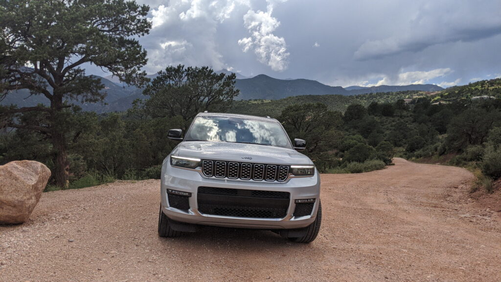  Review: Jeep Grand Cherokee L Offers Posh Off-Roading For The Whole Crew