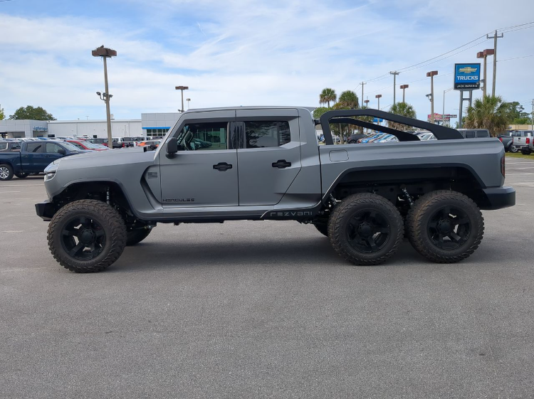  Is This 500 HP Jeep Gladiator-Based Hercules 6×6 Worth $250,000?