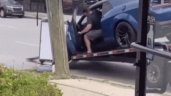 Dodge Challenger Hellcat Getting Dropped Off Truck Will Make You Cringe