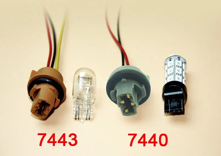 7440 vS 7443 Bulbs | What’s The Difference?